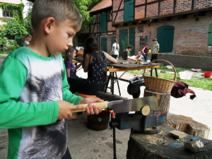 camp2019-0311792.png